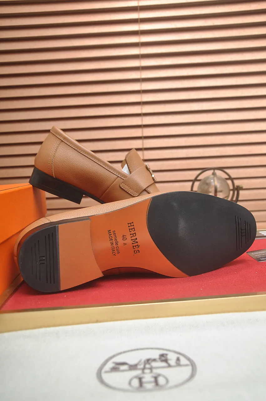Men's shoes💰540💶[HERMES] (cowhide lining)🍀Italian top luxury🍀He does not pursue novel styles and gorgeous colors, but attracts the favor of successful men with his flawless, elegant and classic style. Formal leather shoes This very comfortable, simple and stable style allows you to easily match any style! The pattern is absolutely 1:1 refined from the original case, and we strive for excellence in materials, imported cowhide + cowhide lining💪💪💪extraordinary texture👍! .Code number: 39-45 (45 customized)